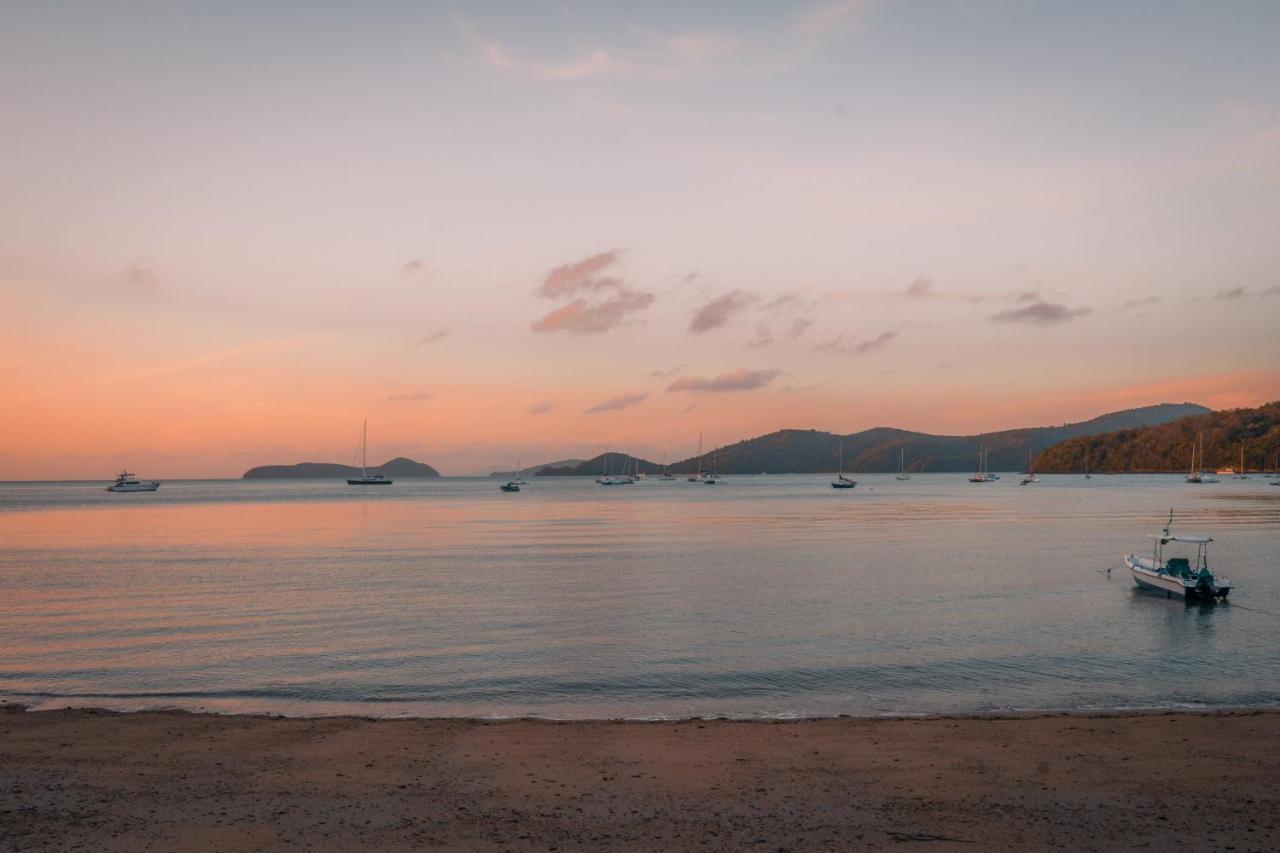 The Mooring Resort Cape Panwa Exterior foto