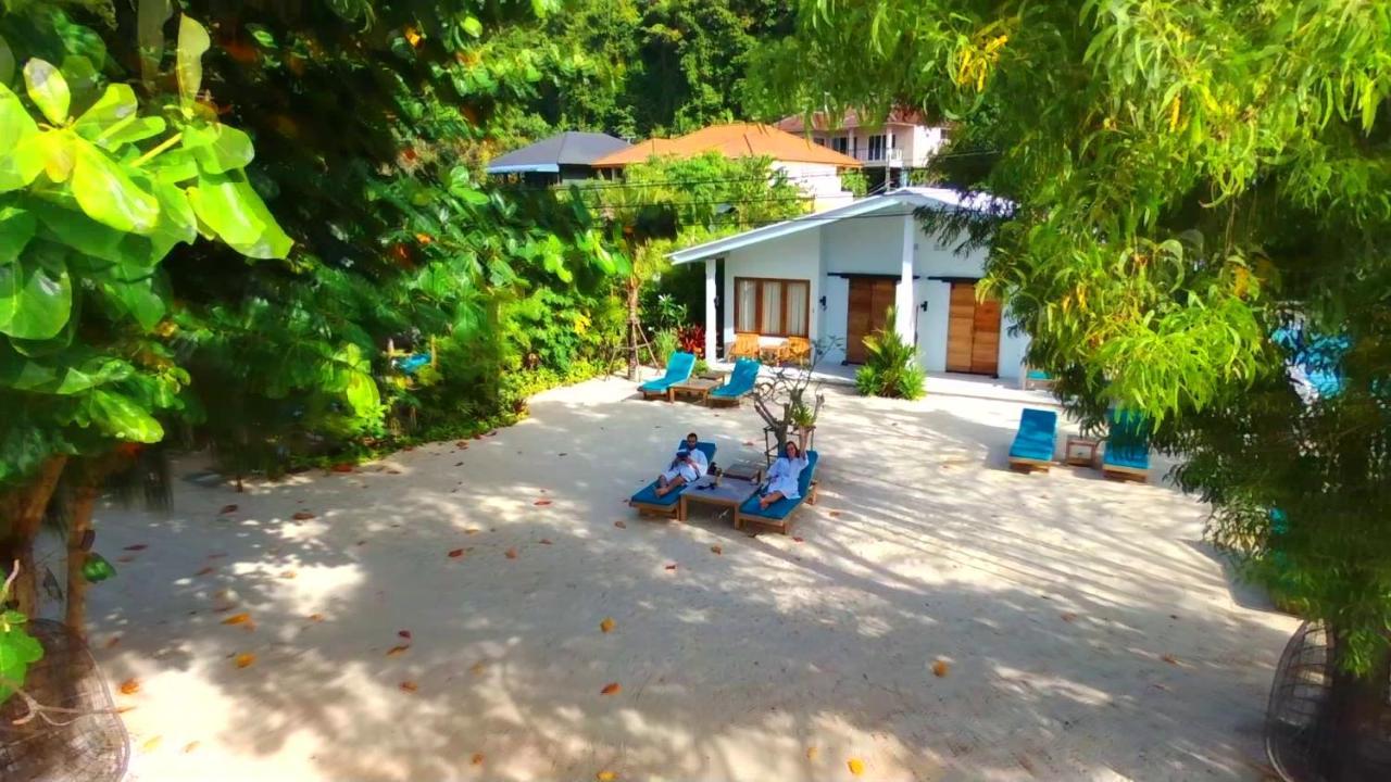 The Mooring Resort Cape Panwa Exterior foto