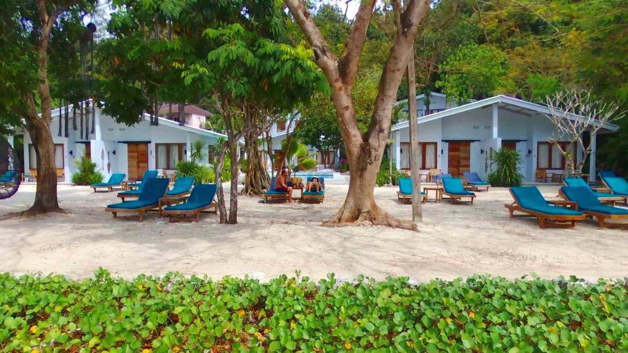 The Mooring Resort Cape Panwa Exterior foto